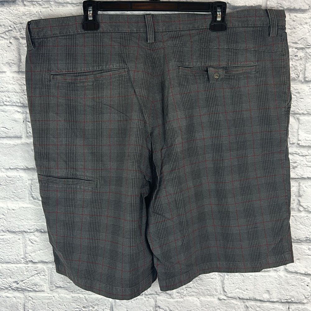 Tony Hawk Plaid Shorts Size 40 - Picture 6 of 7